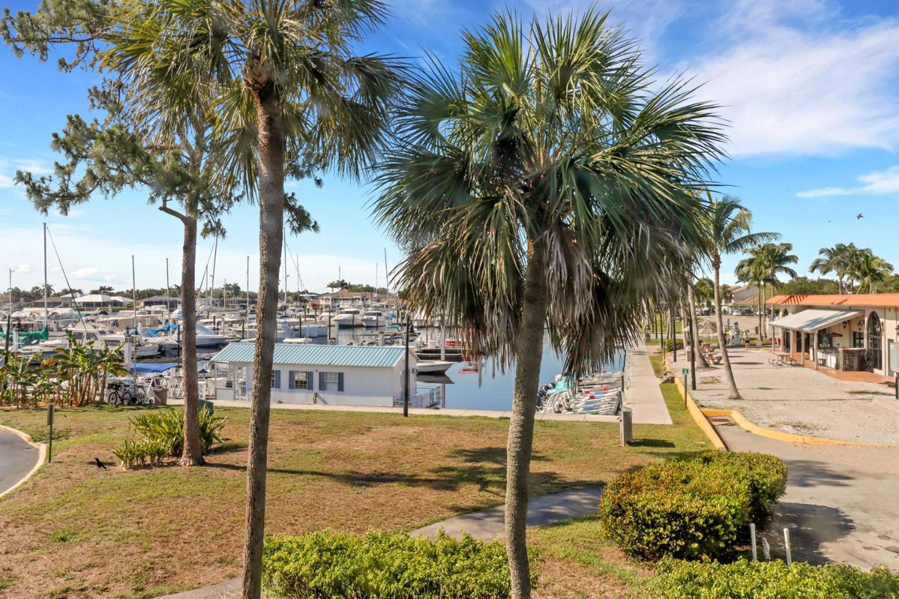 Marina Getaway On The Water! Διαμέρισμα North North Naples Εξωτερικό φωτογραφία
