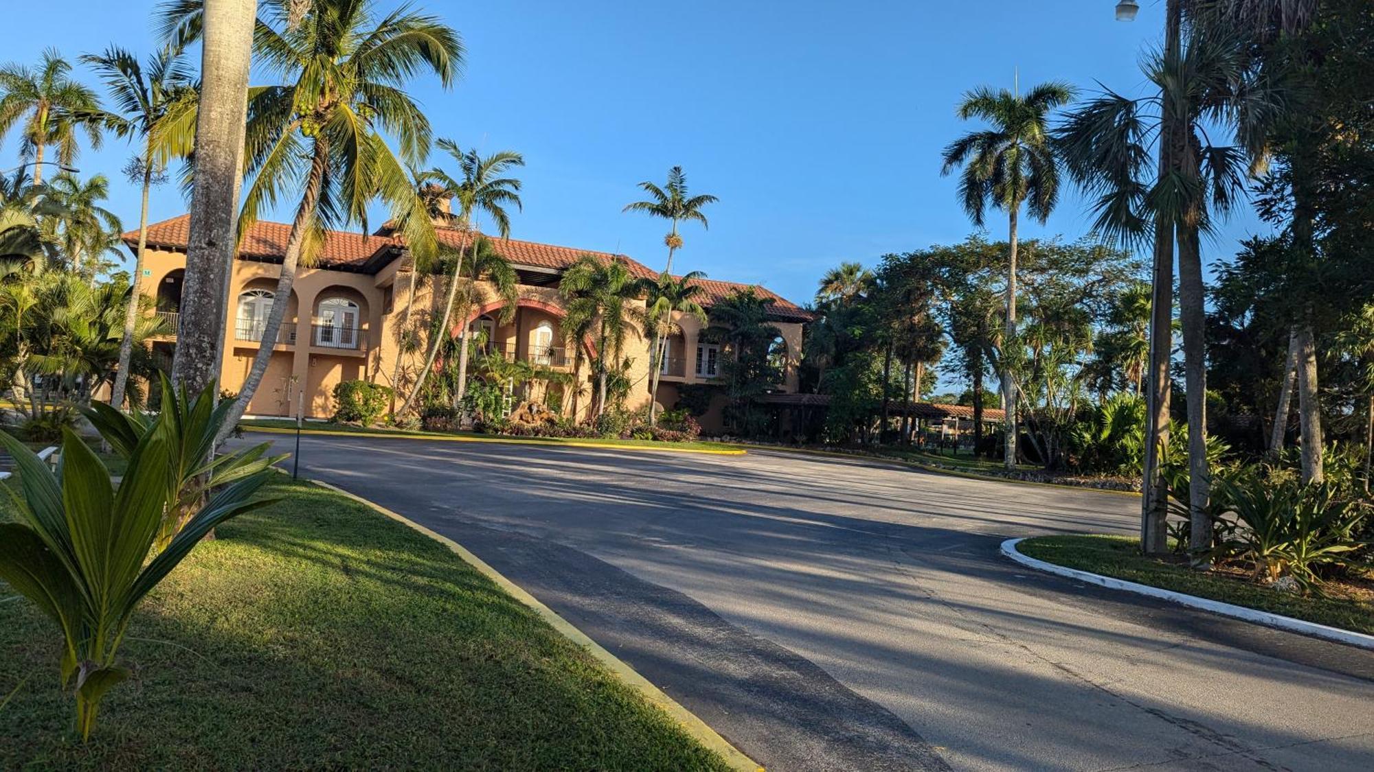 Marina Getaway On The Water! Διαμέρισμα North North Naples Εξωτερικό φωτογραφία