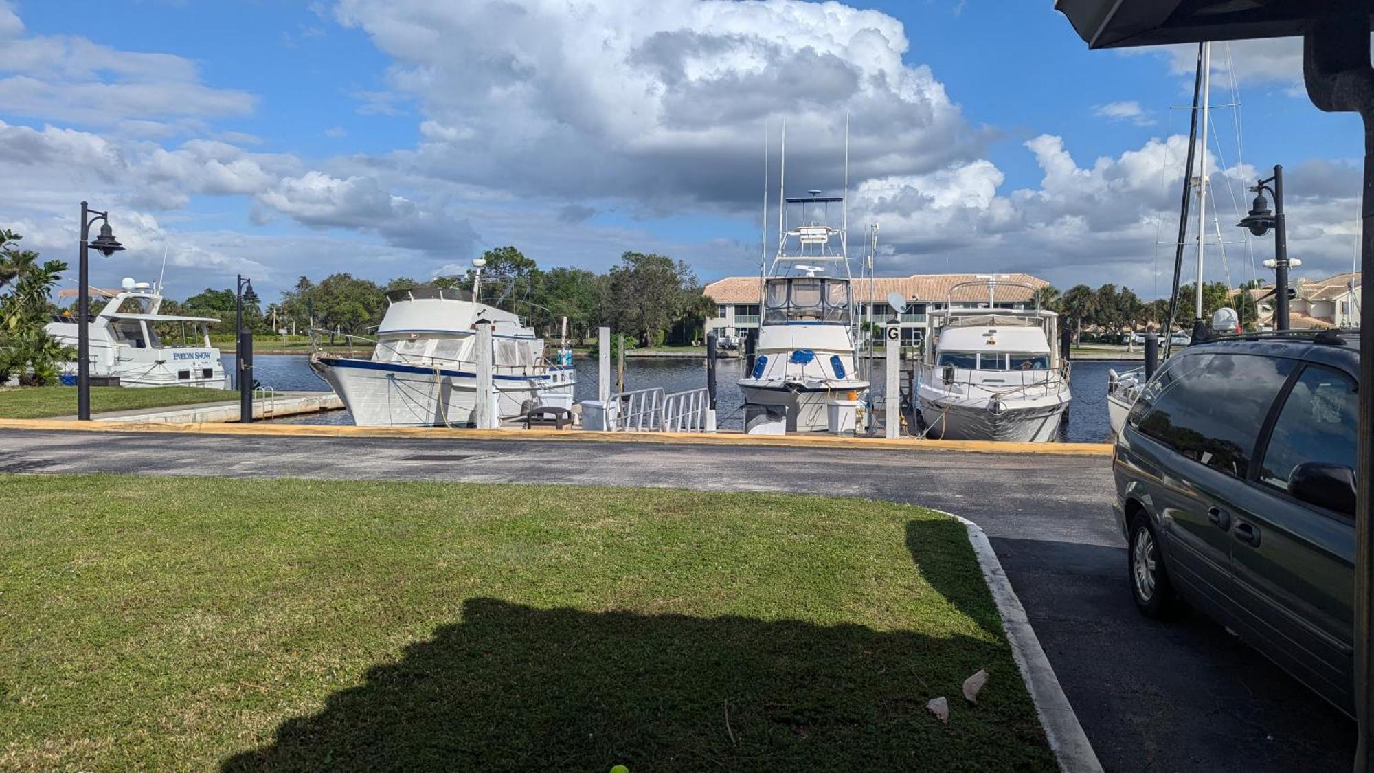 Marina Getaway On The Water! Διαμέρισμα North North Naples Εξωτερικό φωτογραφία