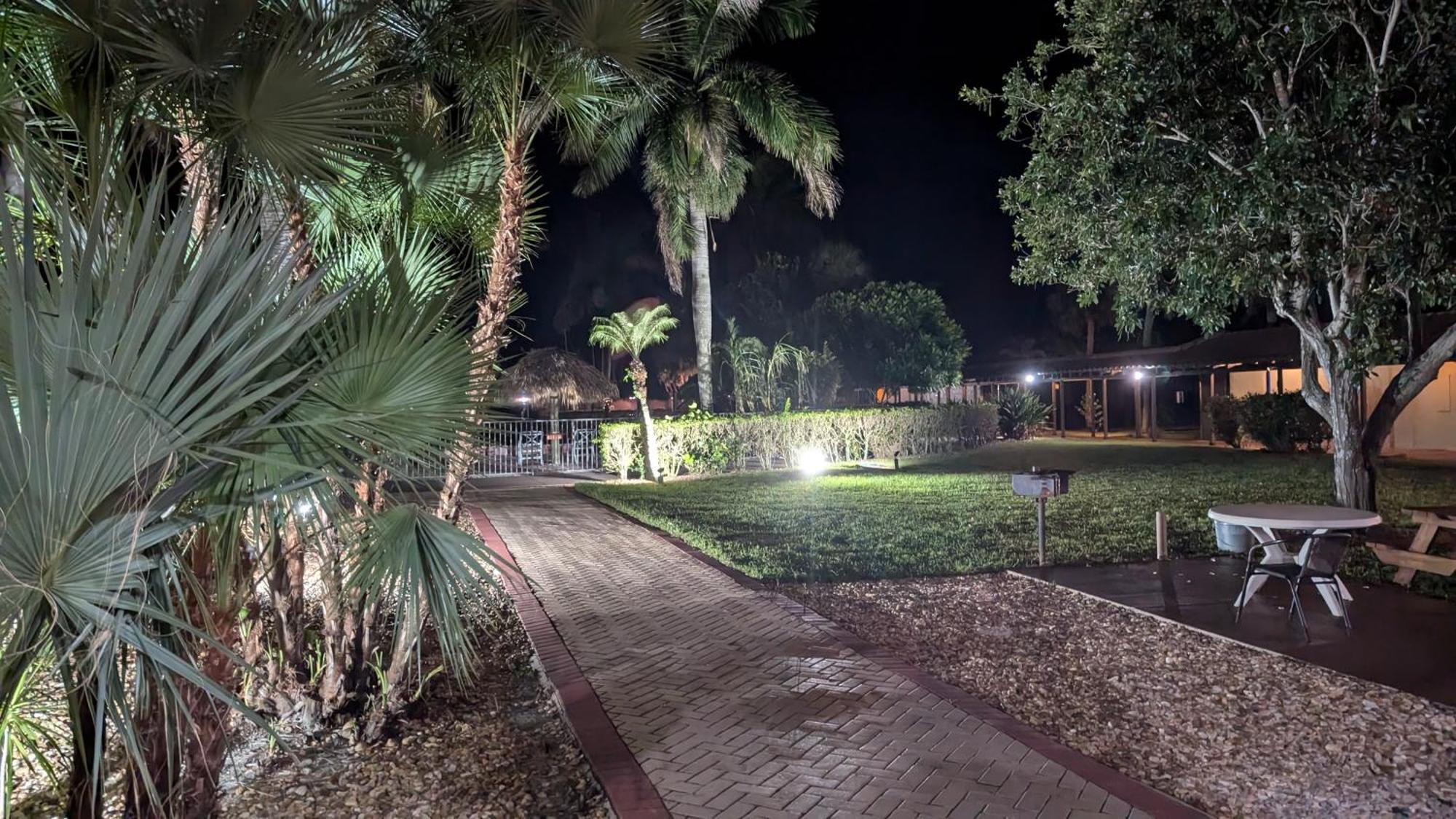 Marina Getaway On The Water! Διαμέρισμα North North Naples Εξωτερικό φωτογραφία